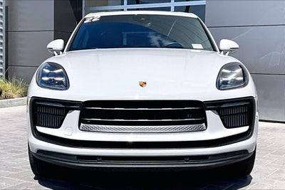2022 Porsche Macan S