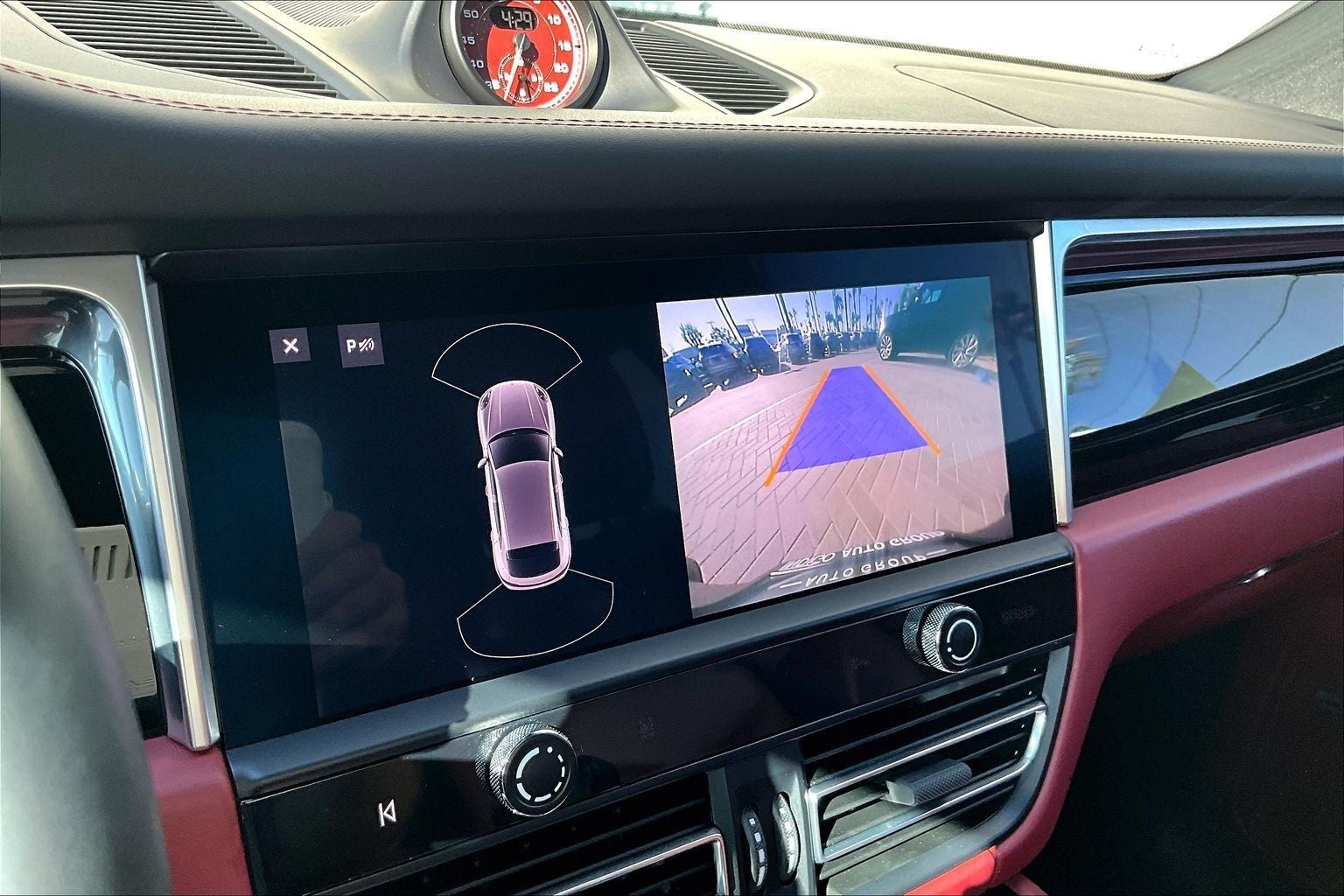 2022 Porsche Macan S