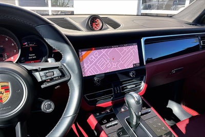 2022 Porsche Macan S