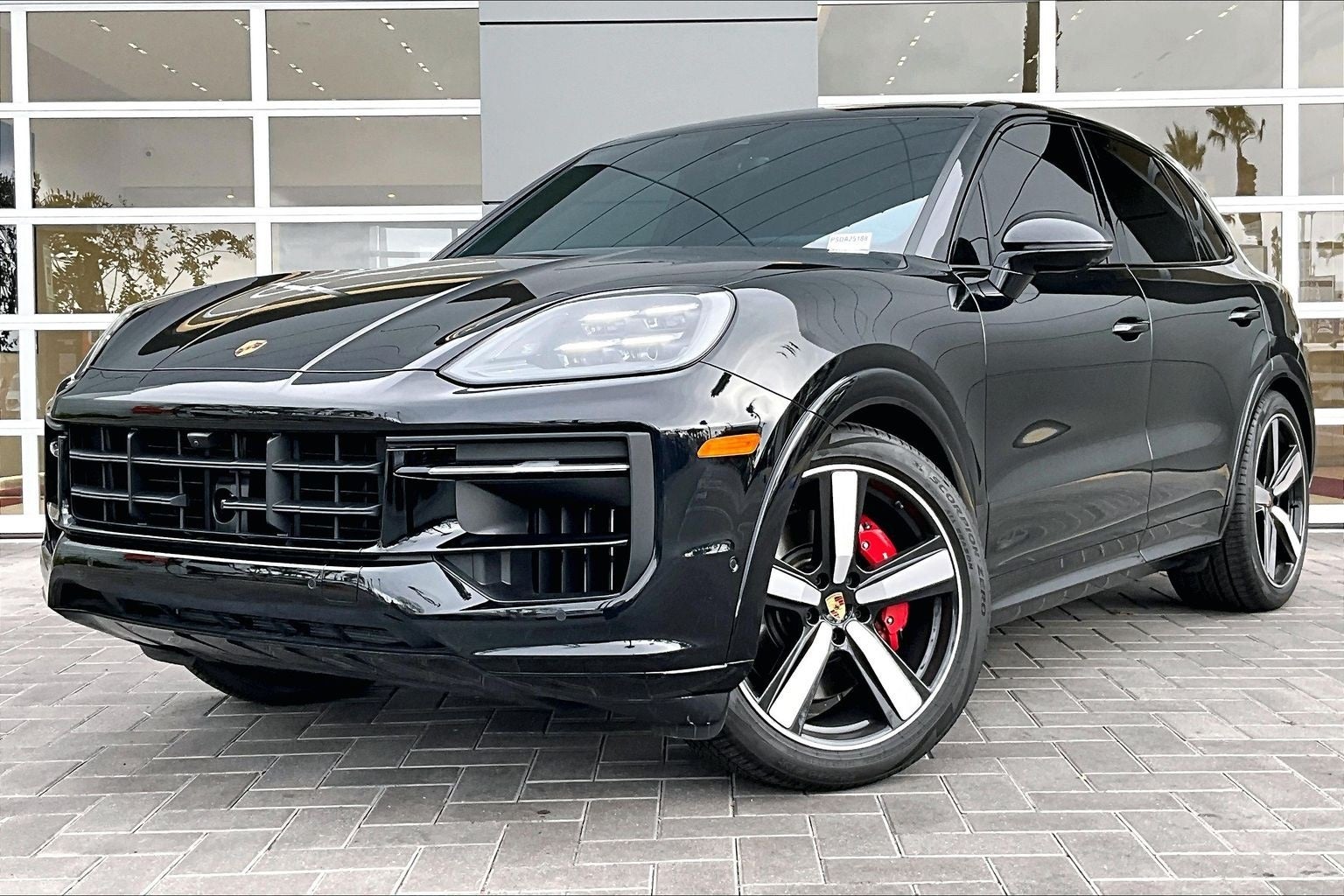 2025 Porsche Cayenne GTS