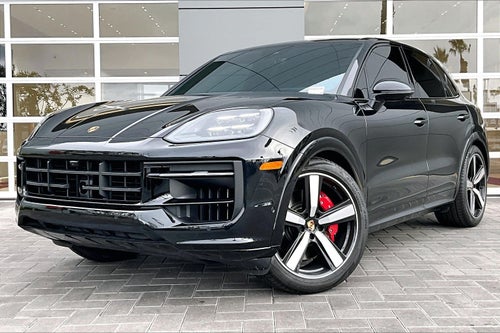 2025 Porsche Cayenne GTS