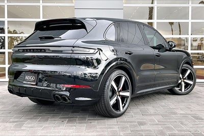 2025 Porsche Cayenne GTS