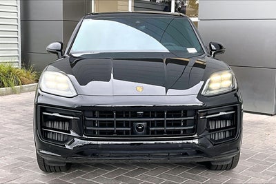 2025 Porsche Cayenne GTS
