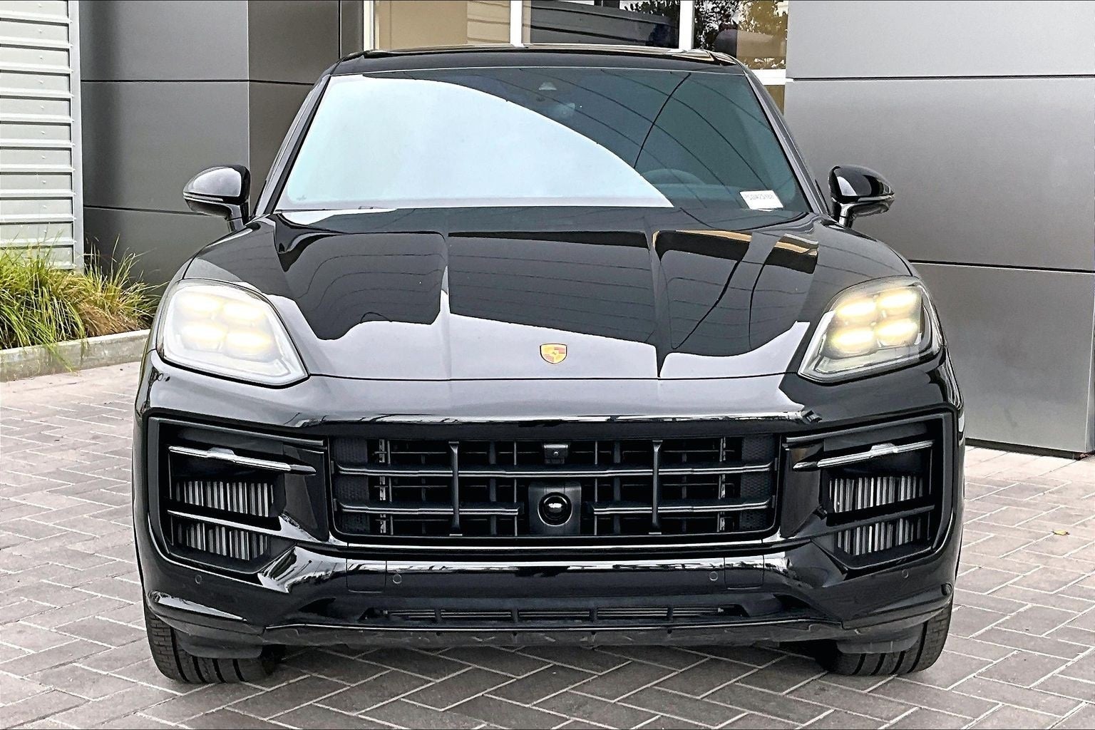 2025 Porsche Cayenne GTS