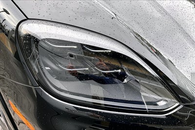 2025 Porsche Cayenne GTS