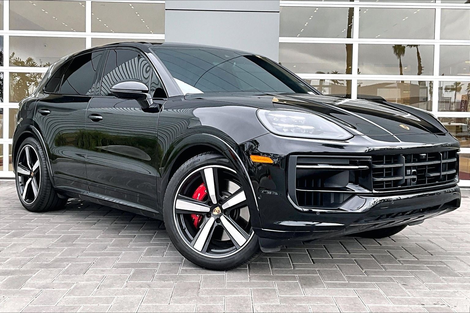 2025 Porsche Cayenne GTS