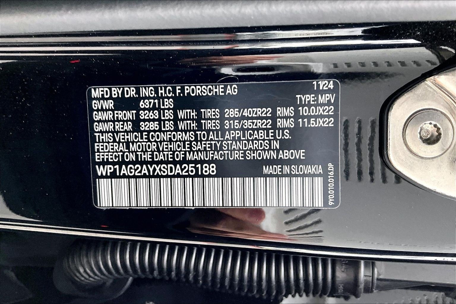 2025 Porsche Cayenne GTS