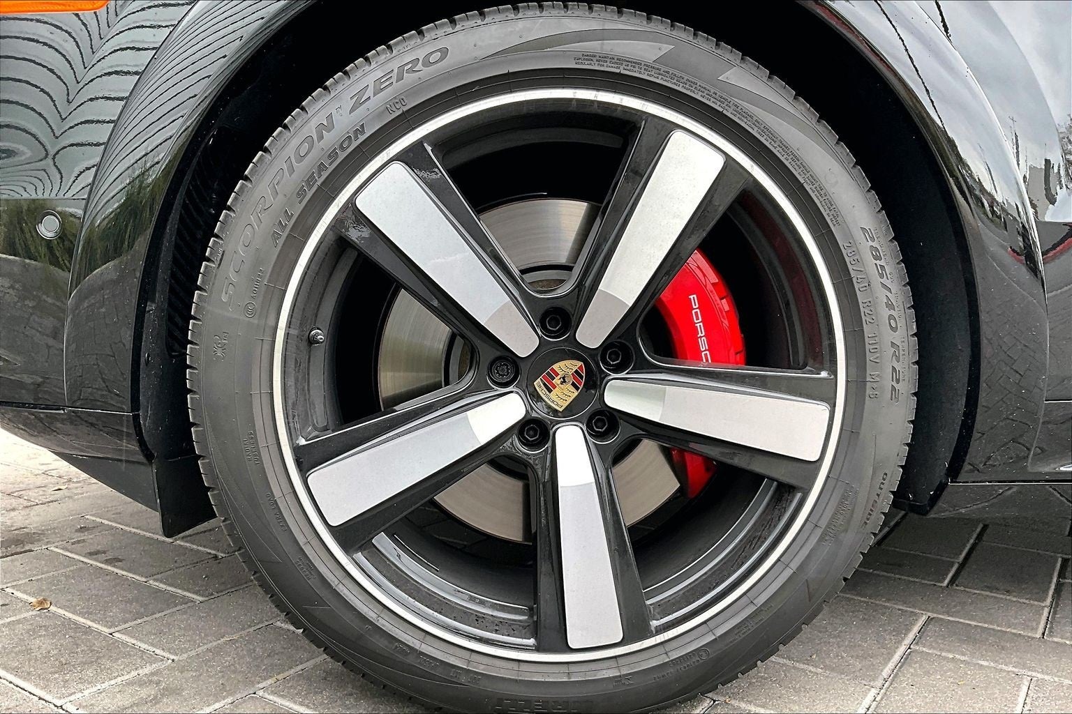 2025 Porsche Cayenne GTS