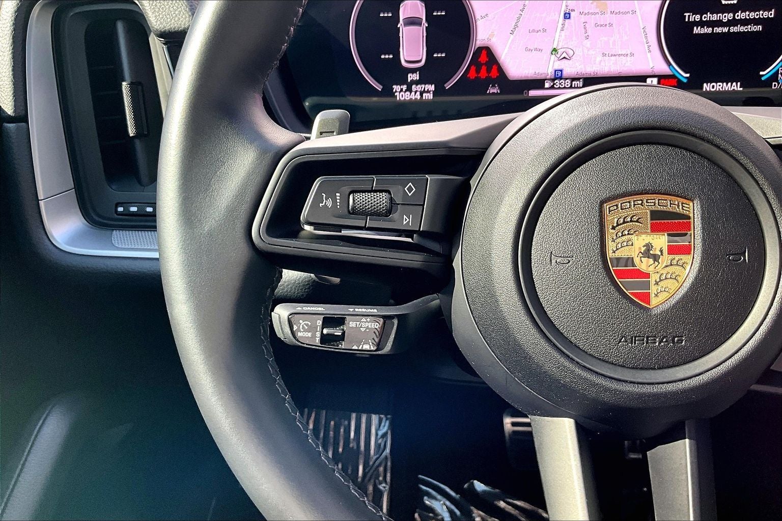 2024 Porsche Cayenne S