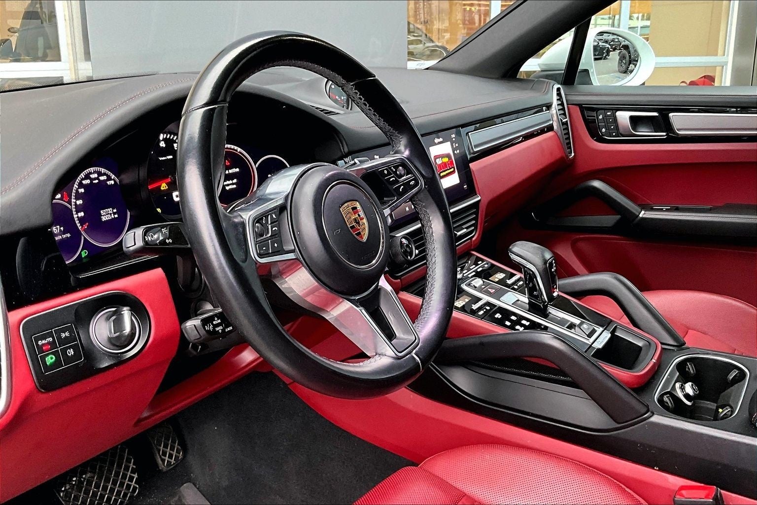 2023 Porsche Cayenne Coupe Platinum Edition