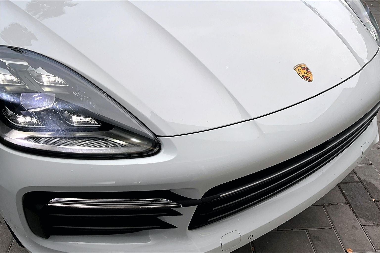 2023 Porsche Cayenne Coupe Platinum Edition