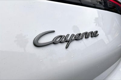 2023 Porsche Cayenne Coupe Platinum Edition