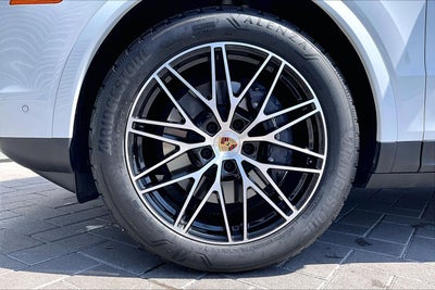 2024 Porsche Cayenne Coupe Base