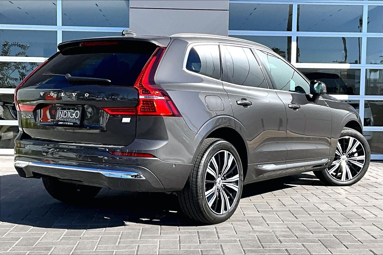 2022 Volvo XC60 Recharge Plug-In Hybrid T8 Inscription