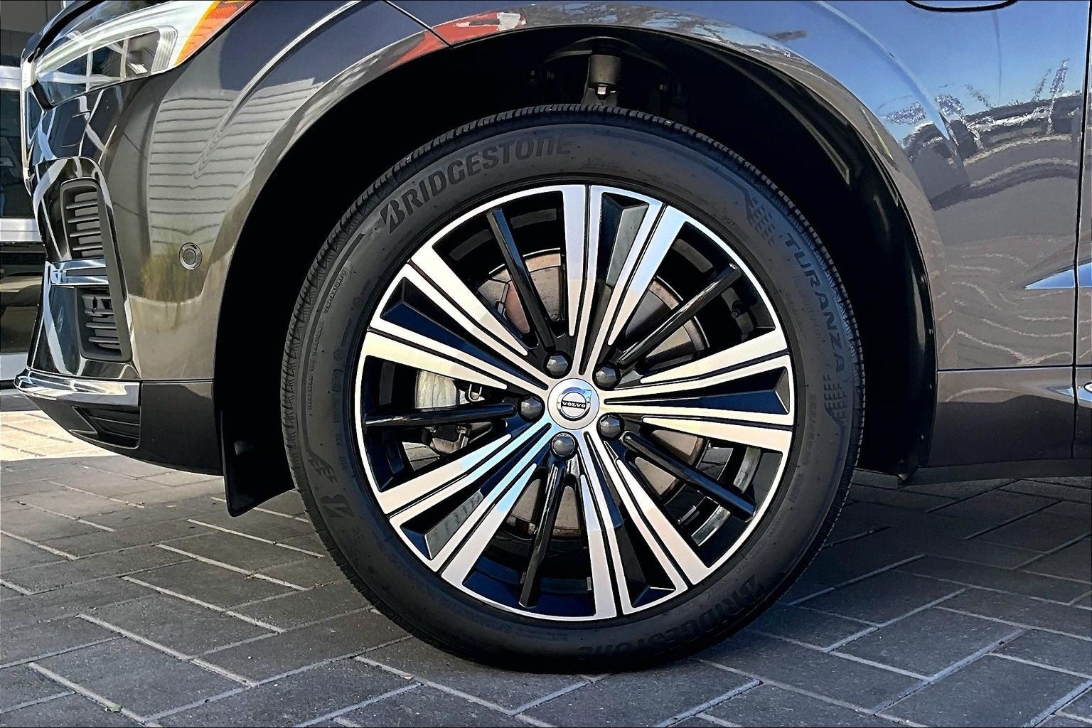 2022 Volvo XC60 Recharge Plug-In Hybrid T8 Inscription