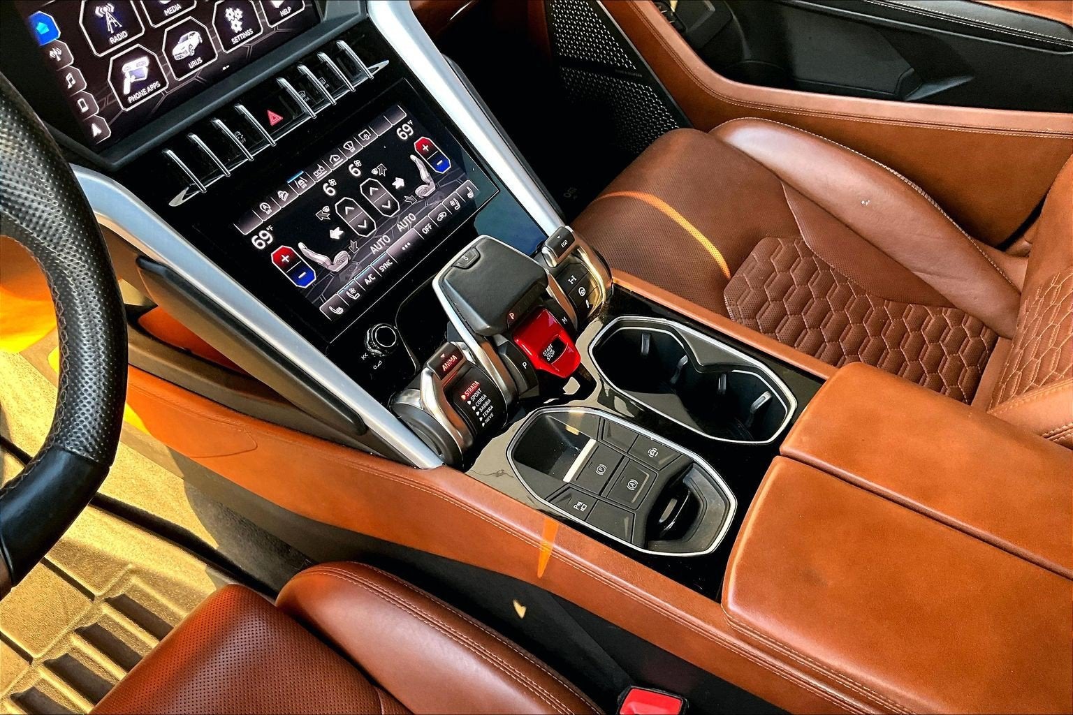 2019 Lamborghini Urus Base
