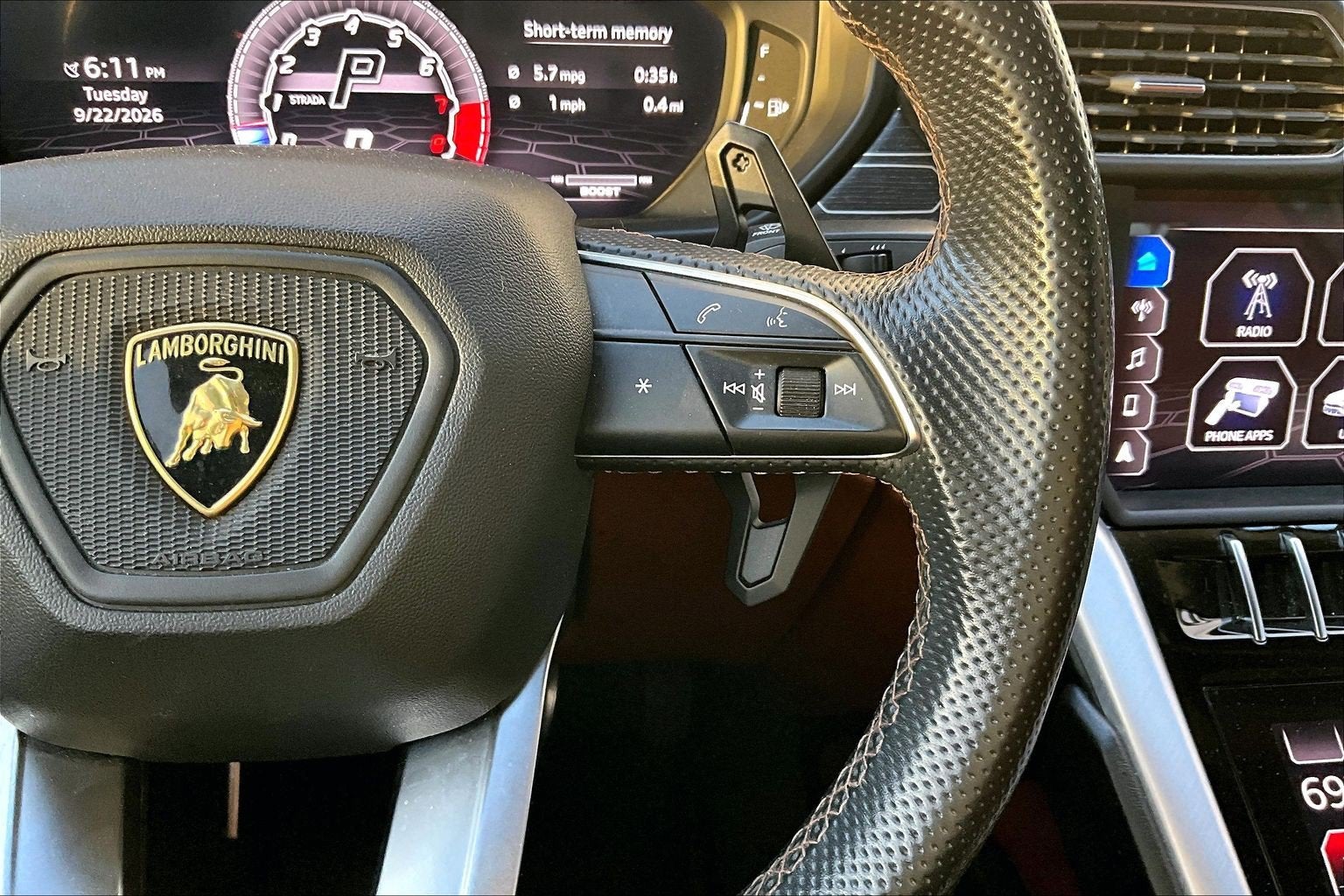 2019 Lamborghini Urus Base