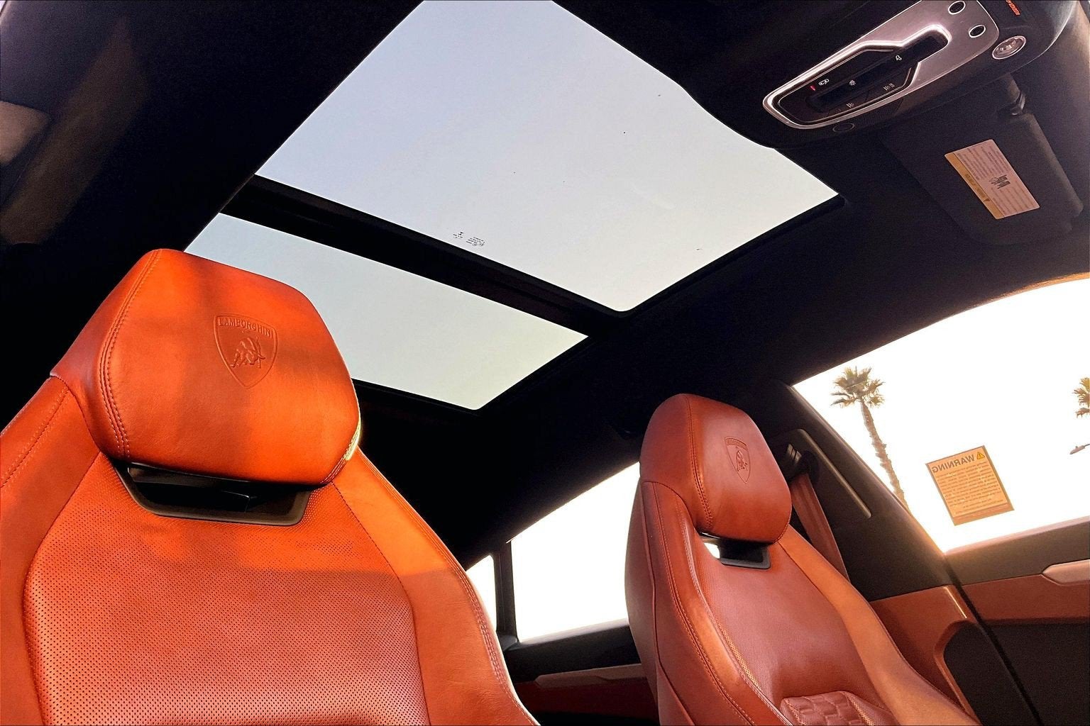 2019 Lamborghini Urus Base