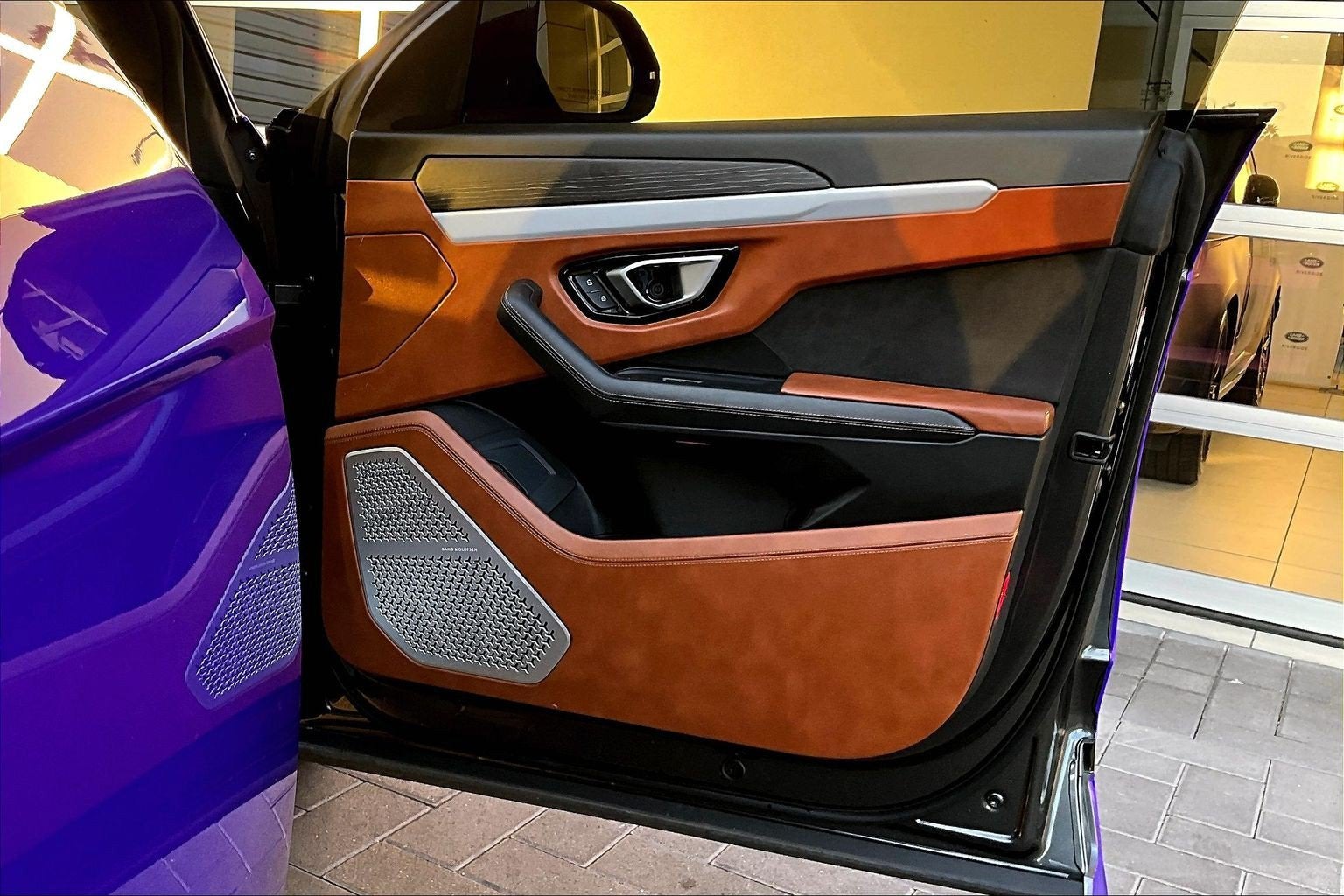 2019 Lamborghini Urus Base