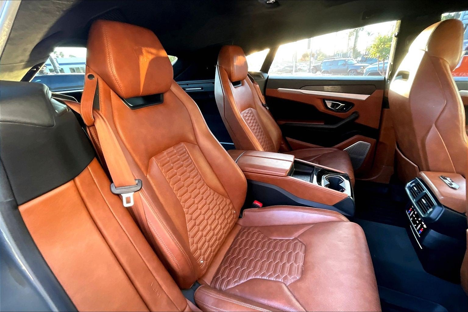 2019 Lamborghini Urus Base