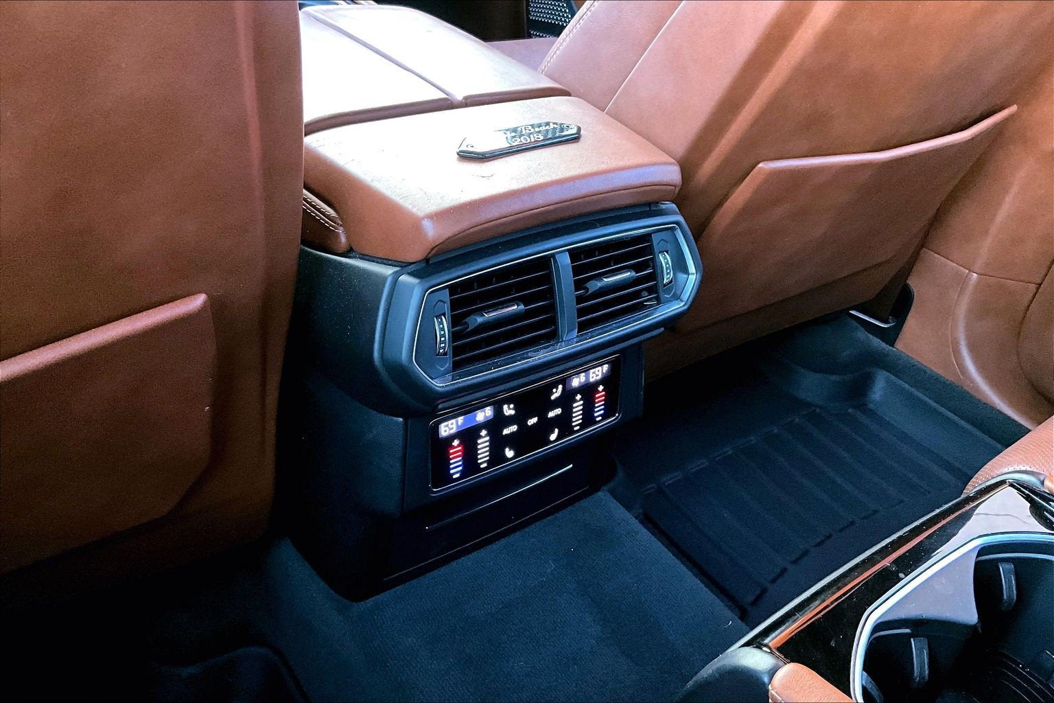 2019 Lamborghini Urus Base