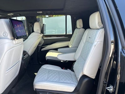 2026 Cadillac Escalade ESV Platinum Edition