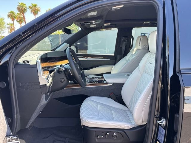 2026 Cadillac Escalade ESV Platinum Edition