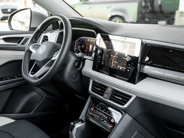 2025 Volkswagen Taos 1.5T SEL