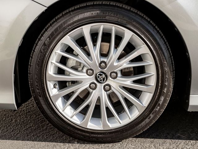 2018 Toyota Camry Hybrid XLE