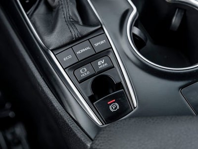 2018 Toyota Camry Hybrid XLE