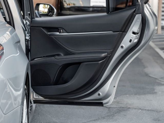 2018 Toyota Camry Hybrid XLE