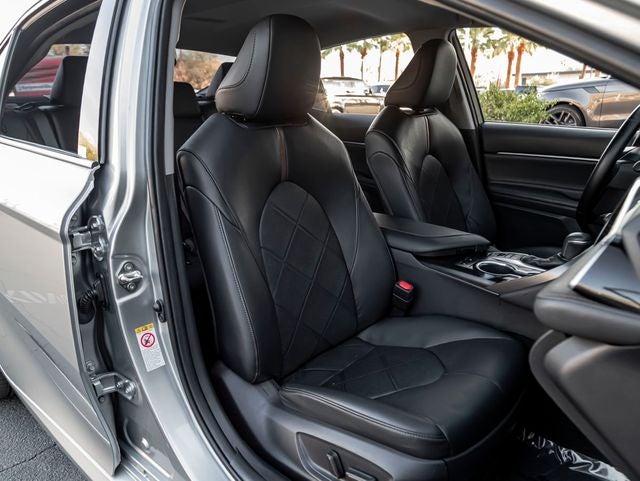 2018 Toyota Camry Hybrid XLE