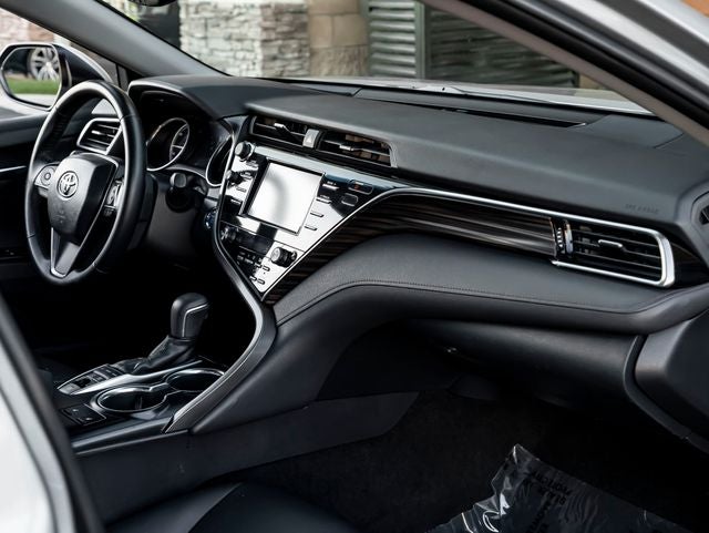 2018 Toyota Camry Hybrid XLE