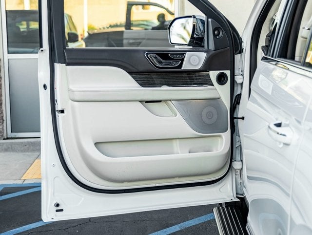 2023 Lincoln Navigator L L Black Label