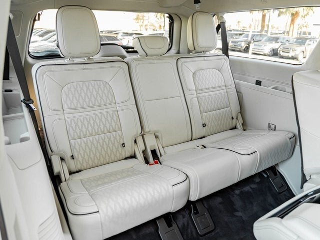 2023 Lincoln Navigator L L Black Label