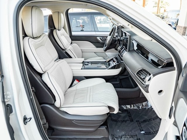 2023 Lincoln Navigator L L Black Label