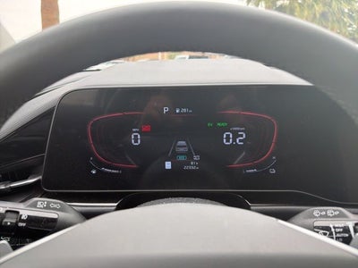 2023 Kia Niro SX