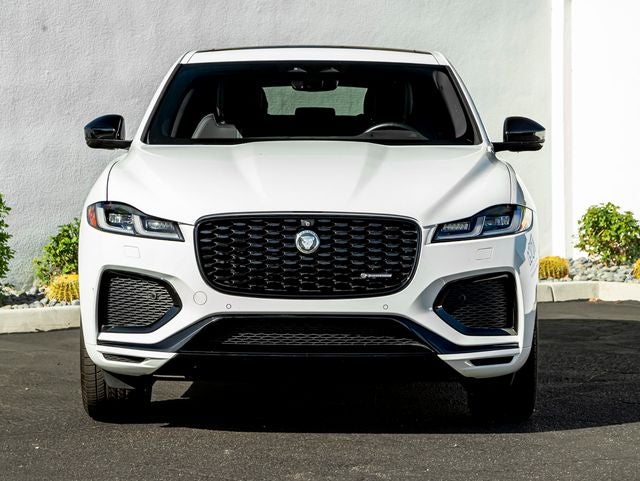 2025 Jaguar F-PACE P250 R-Dynamic S