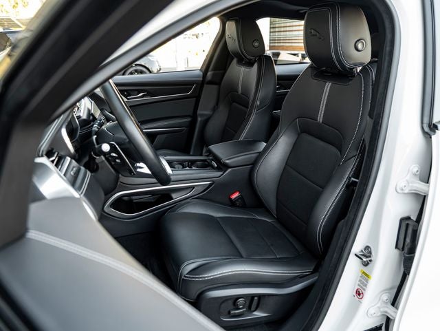 2025 Jaguar F-PACE P250 R-Dynamic S