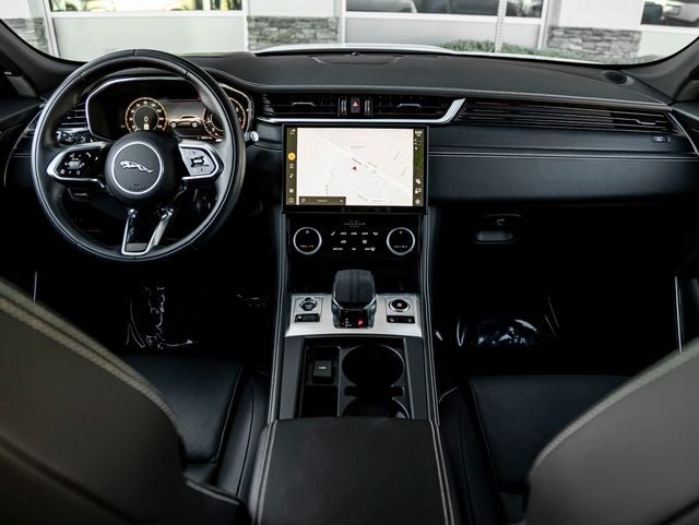 2025 Jaguar F-PACE P250 R-Dynamic S