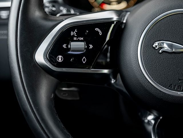 2025 Jaguar F-PACE P250 R-Dynamic S