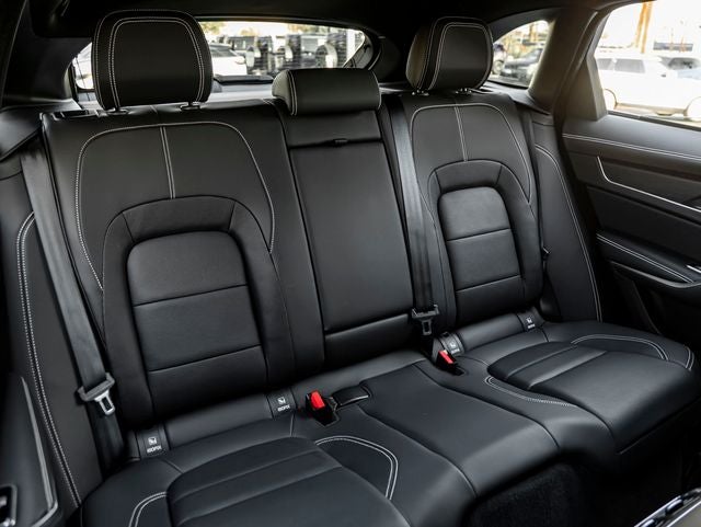 2025 Jaguar F-PACE P250 R-Dynamic S