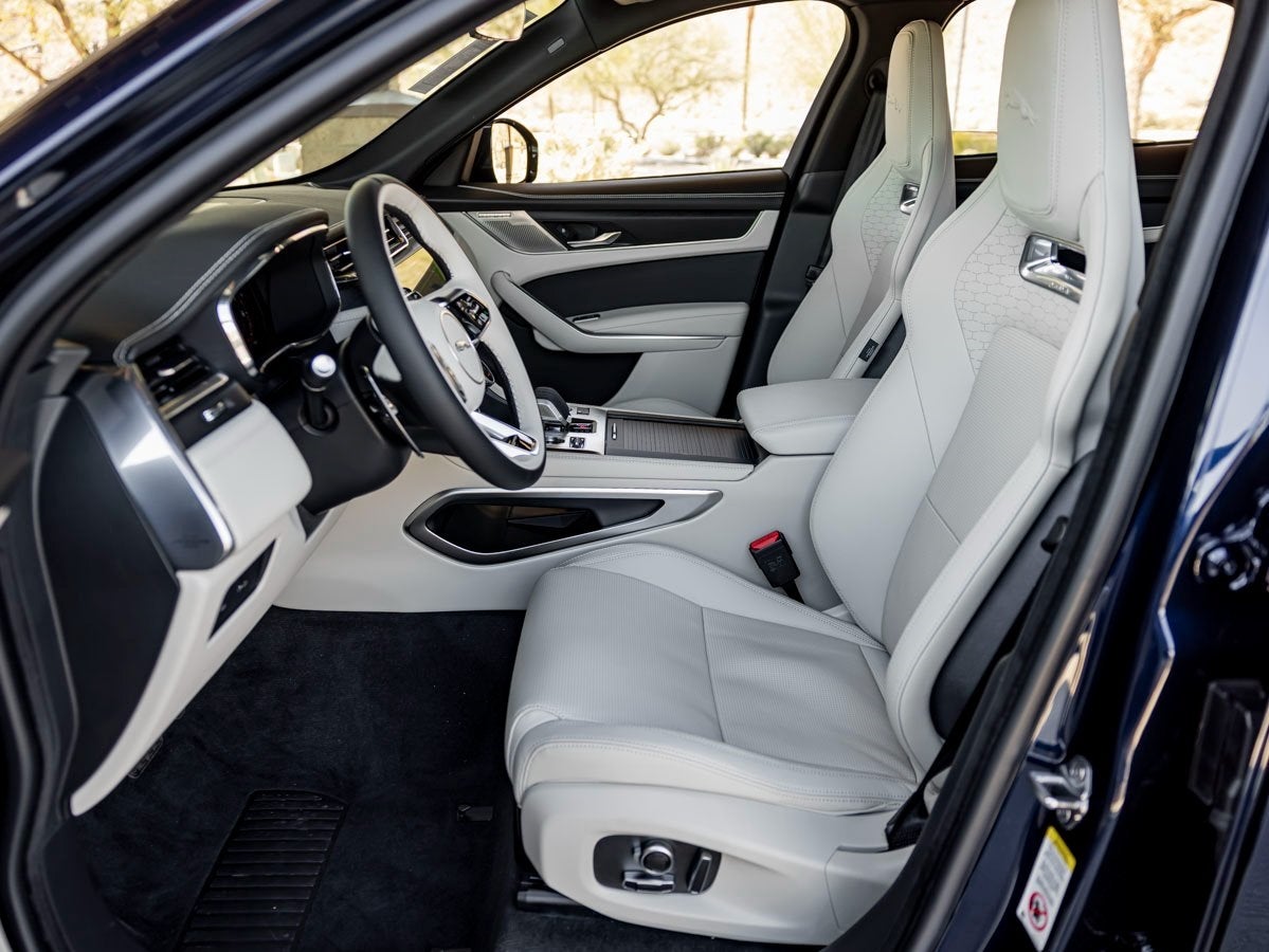 2026 Jaguar F-PACE P250 R-Dynamic S