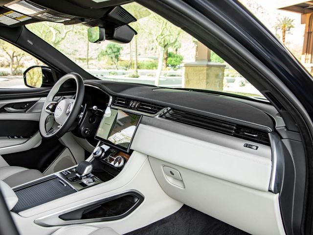 2026 Jaguar F-PACE P250 R-Dynamic S