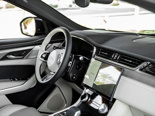 2026 Jaguar F-PACE P250 R-Dynamic S