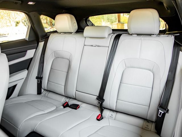 2026 Jaguar F-PACE P250 R-Dynamic S