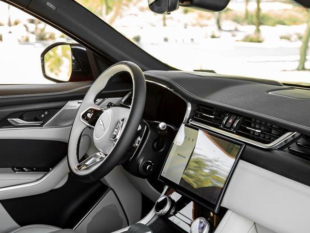 2026 Jaguar F-PACE P250 R-Dynamic S