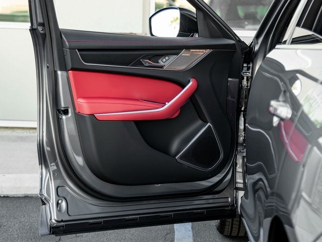 2026 Jaguar F-PACE P250 R-Dynamic S