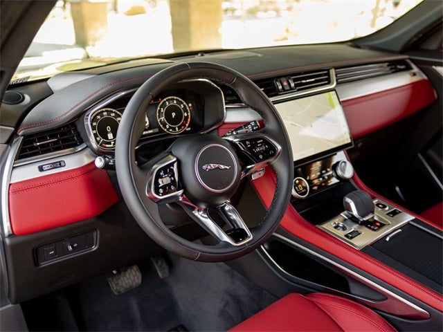 2026 Jaguar F-PACE P250 R-Dynamic S