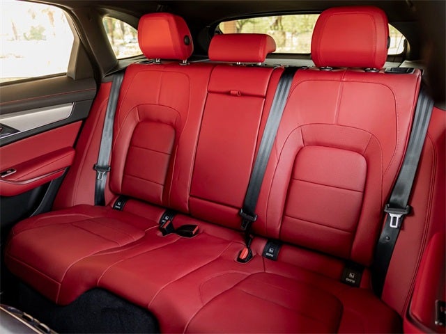 2026 Jaguar F-PACE P250 R-Dynamic S